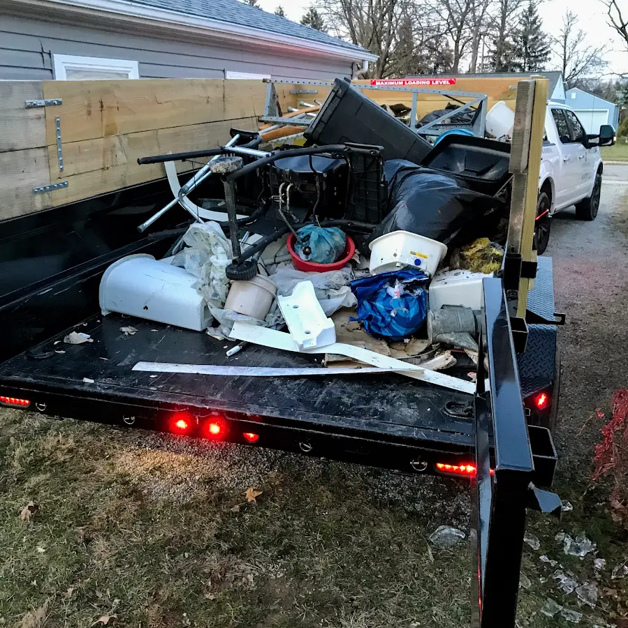 Roll-off dumpster delivered to a residential driveway in Safford